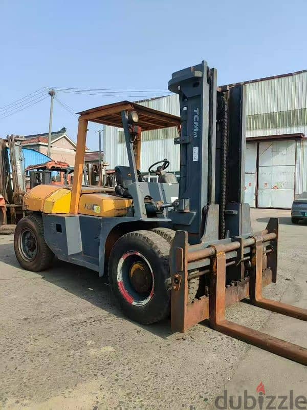 Forklift for Rental in Dammam | Taj AlMamlaka 4