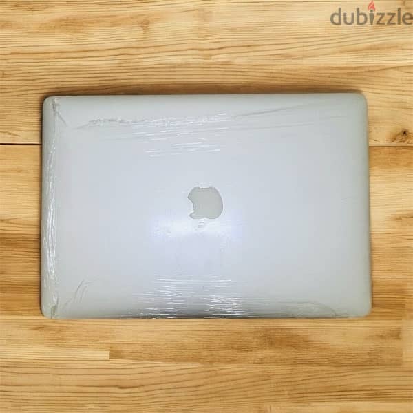 MacBook Pro 15” Retina – i7 | 16GB RAM | 512GB SSD 4