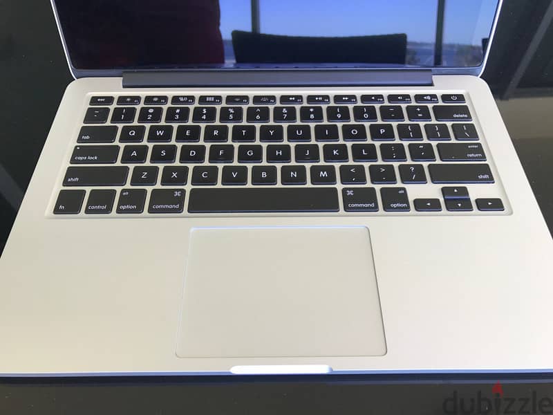 DISCOUNTED PRICE  RETINA MAC Book Pro- Intel Core i7- Ram 8gb- SSD 256 1