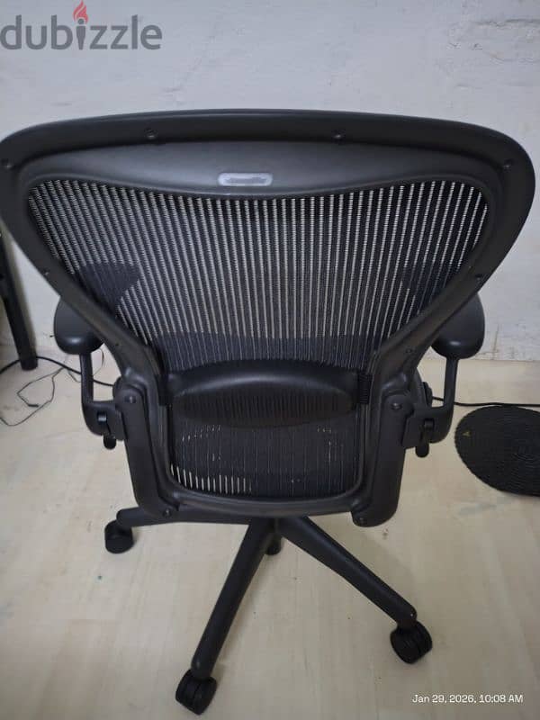 Herman Miller Aeron Classic 1