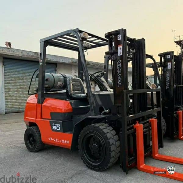 Forklift Rental in Qatif | Heavy Duty Forklifts | High Performance 2