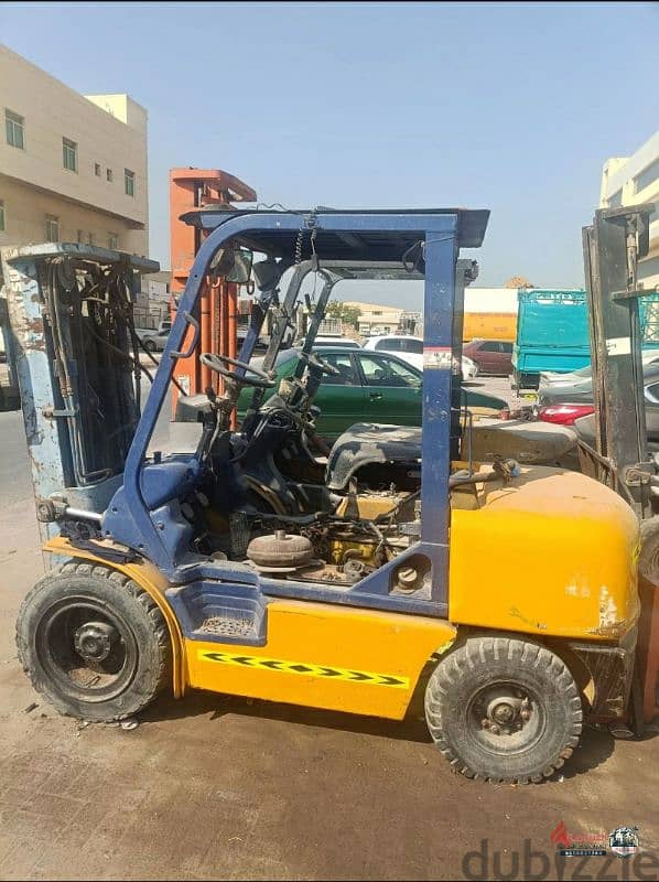 رافعات شوكية للإيجار (كهربائية وديزل) – بسعة 1-10 طن الدمام – الرياض 3