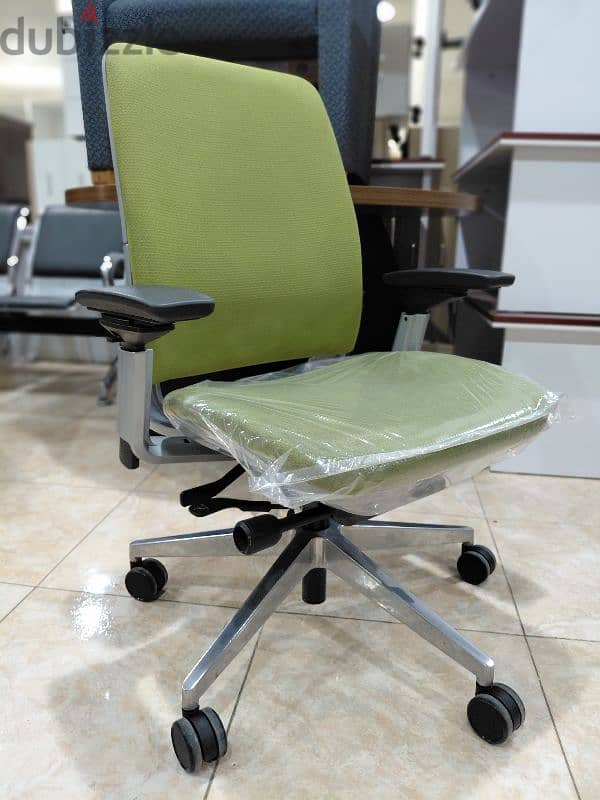 Steelcase Amia Chair 1