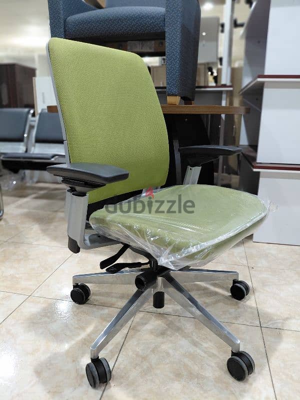 Steelcase Amia Chair 9