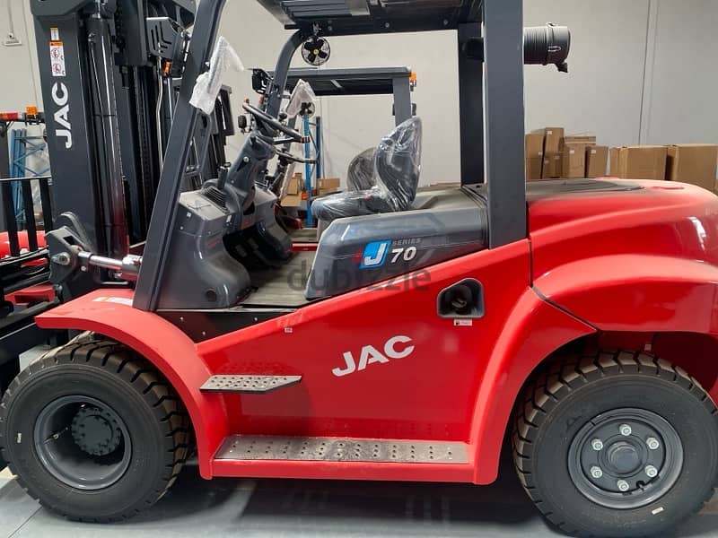 فوركليفت جاك _JAC FORKLIFT 2