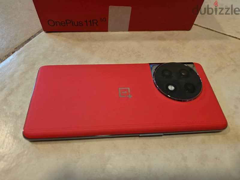 OnePlus 11R (512GB / 18GB) - Special Edition (Solar Red) 3