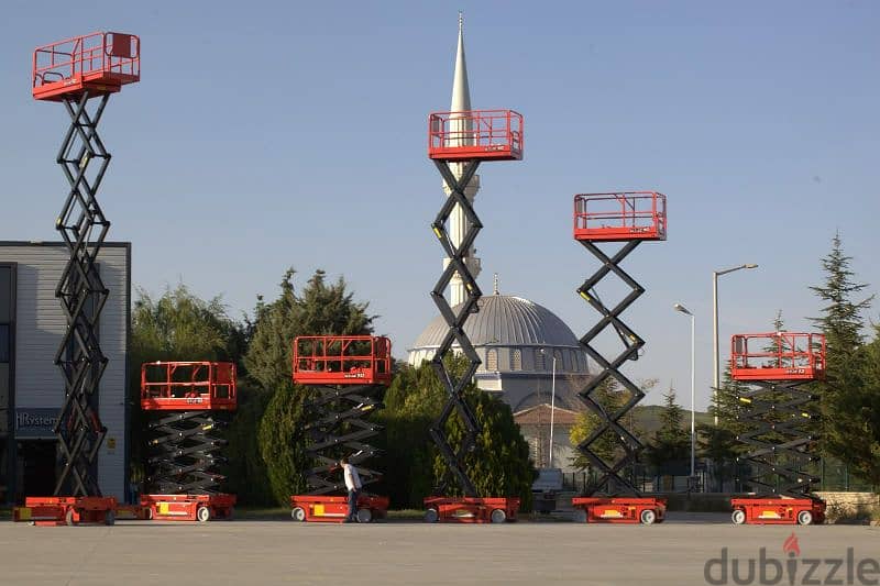 1  Scissor Lift Rental Jeddah Saudi Arabia – Electric & Diesel 1