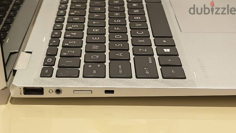 HP EliteBook x360 1040 G8 | i7 vPro Evo – فئة رجال الأعمال الفاخرة 8