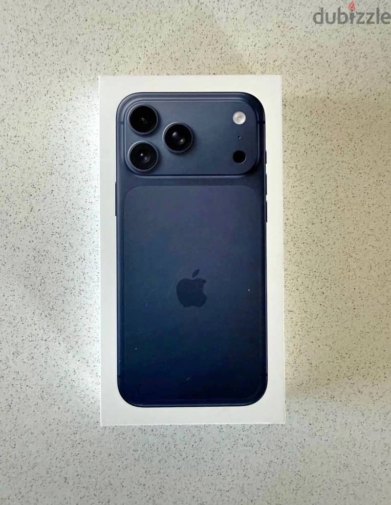 Brand New  Apple iPhone 17 Pro Max - 256 GB 1