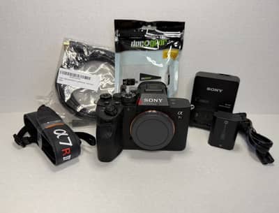 Sony Alpha 7R IV Mirrorless Interchangeable Lens