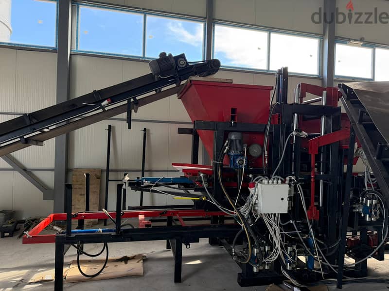 Vibropress for the production of building blocks, paving slab, borders 9