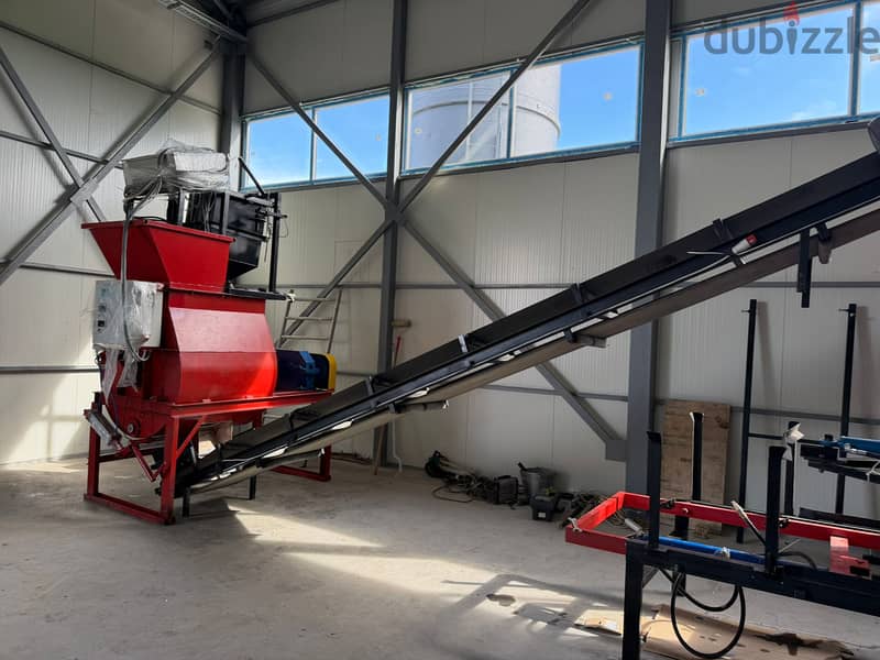 Vibropress for the production of building blocks, paving slab, borders 10