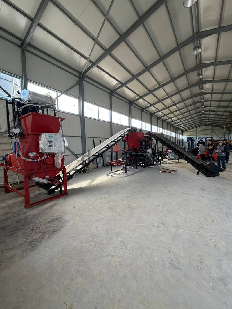 Vibropress for the production of building blocks, paving slab, borders 11