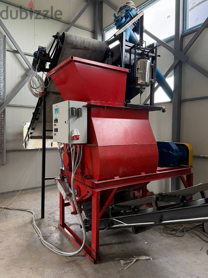 Vibropress for the production of building blocks, paving slab, borders 12