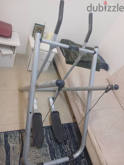 جهاز الغزال الطائر الرياضي بحالة ممتازة للبيع