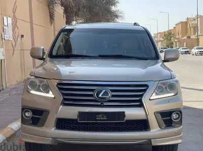 لكزس LX570 2015 بحالة ممتازة | Lexus LX570 2015 Excellent