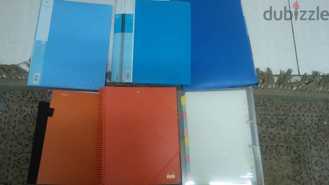 حوافظ متنوعة Graps 1