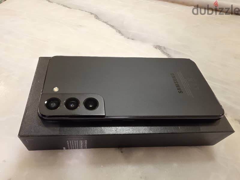 Samsung Galaxy S22 (Black) 256GB 3