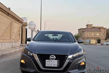 نيسان ألتيما 2022 شبه فل | Nissan Altima 2022 Semi-Full