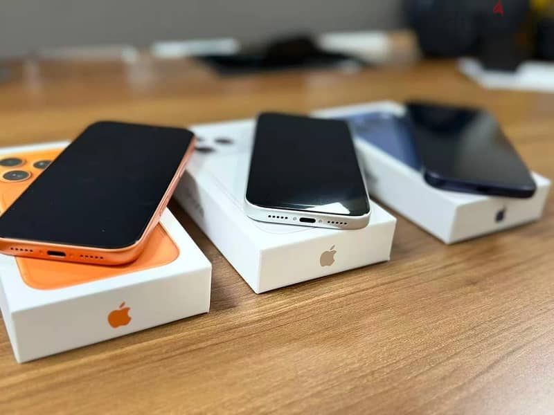 BUY 2 GET 1 FREE New iPhone 17 Pro Max – Sealed Box | Multiple Colors 4