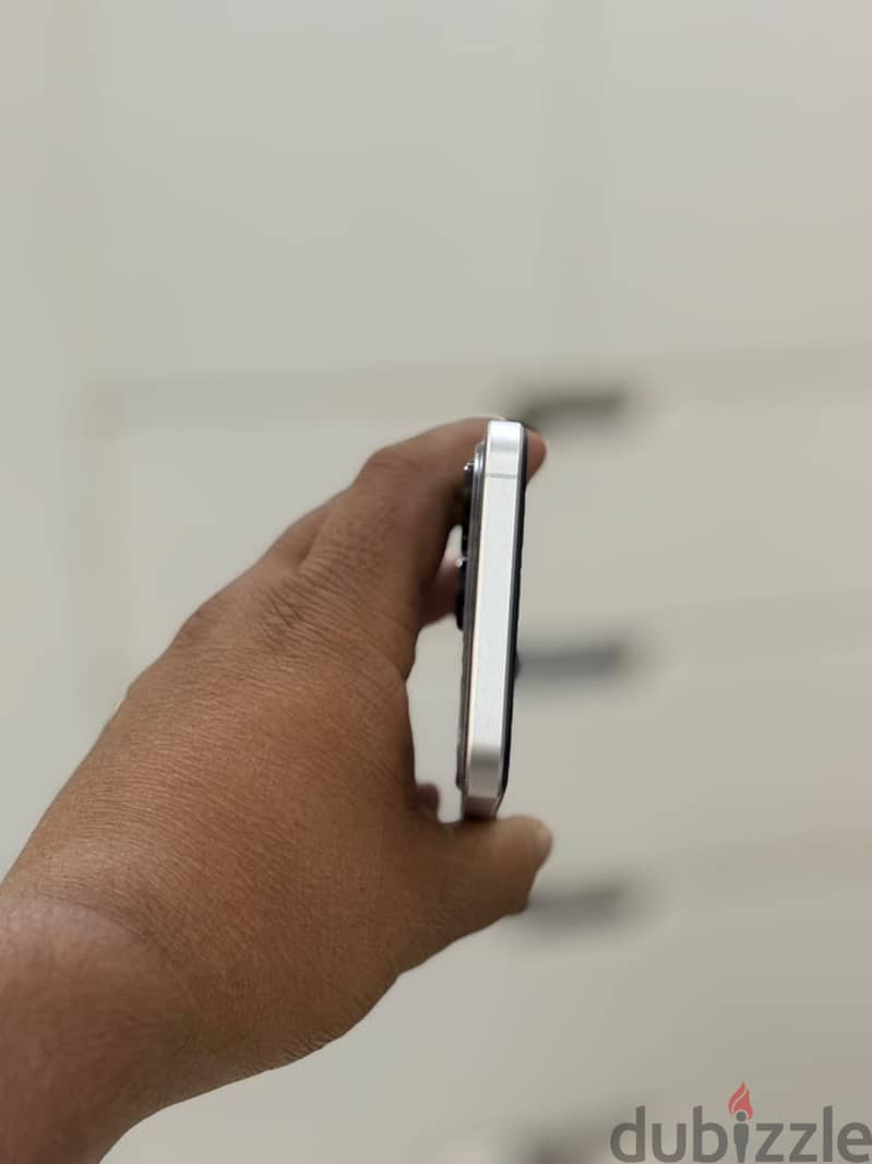 Iphone 17 pro max purchased from hiraj ( COPY) 3