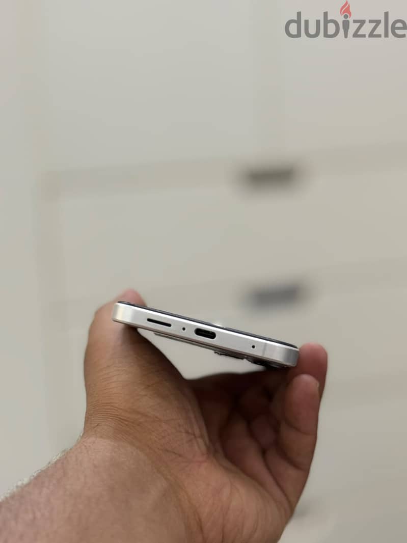Iphone 17 pro max purchased from hiraj ( COPY) 4