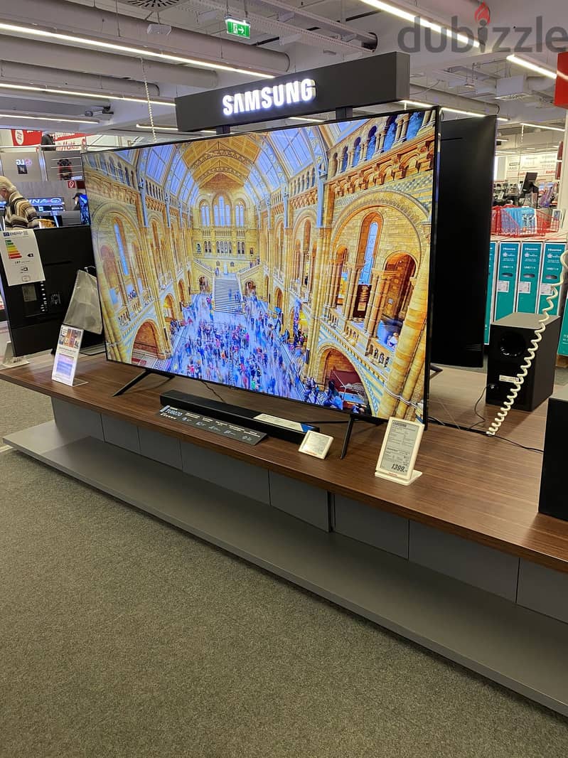 Brand New Samsung 100" Neo QLED QN80F 4K Smart TV complete accesories 1