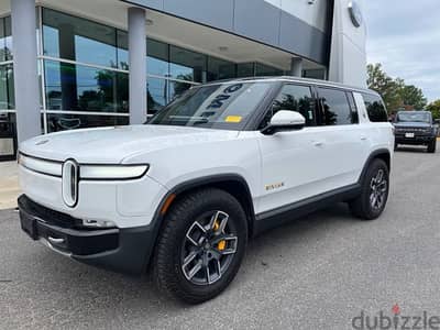 2023 Rivian R1S