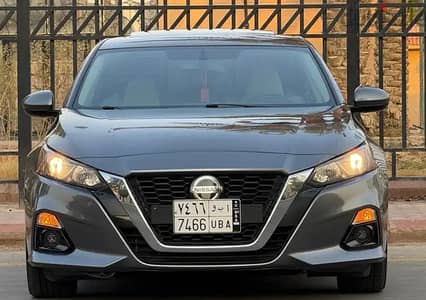نيسان التيما 2022 SV