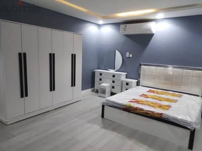 King Size Bedroom set For Sale At Best Price. Cash On Delivery
