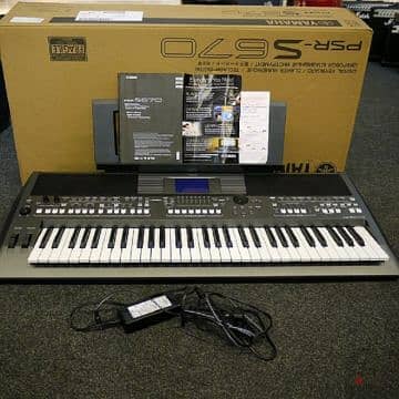 Yamaha PSR - SX 900 Digital Workstation 61-Key