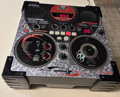 Yamaha DJX-IIB DJ Mixer Sequencer Rhythm Machine Effector