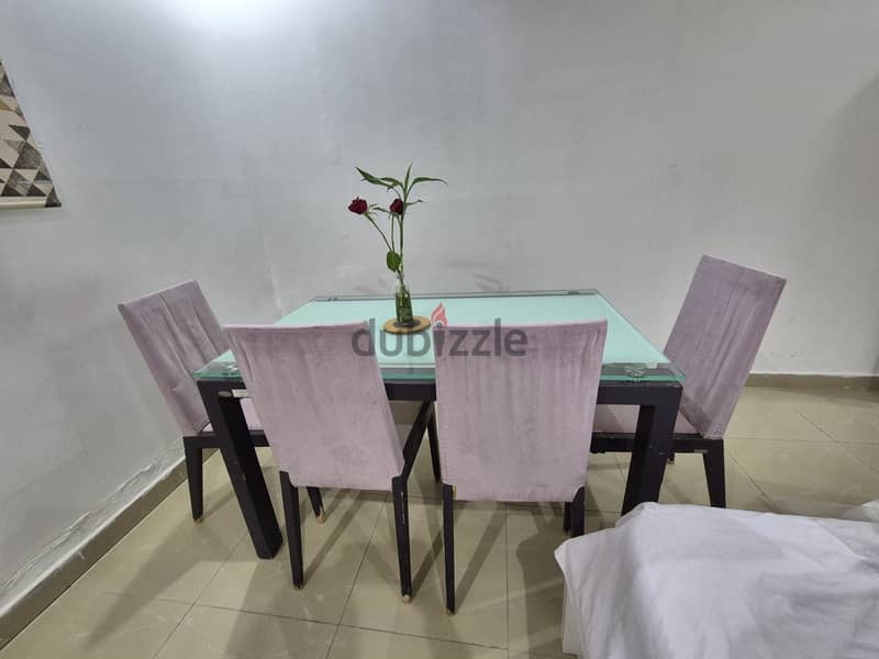 Premium CityW Dining Table Set with 4 Chairs – Compact Size 3