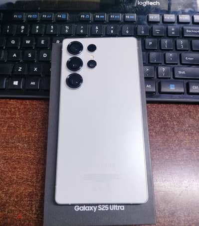 Samsung S25 Ultra 12/256