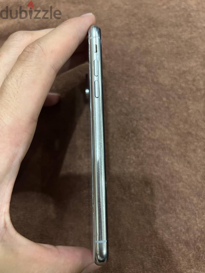 iPhone X 64gb Excellent working 3