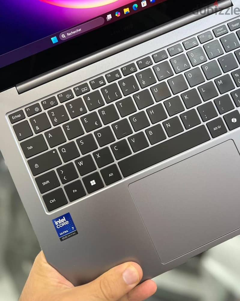 SAMSUNG GALAXY BOOK 5 PRO! 1