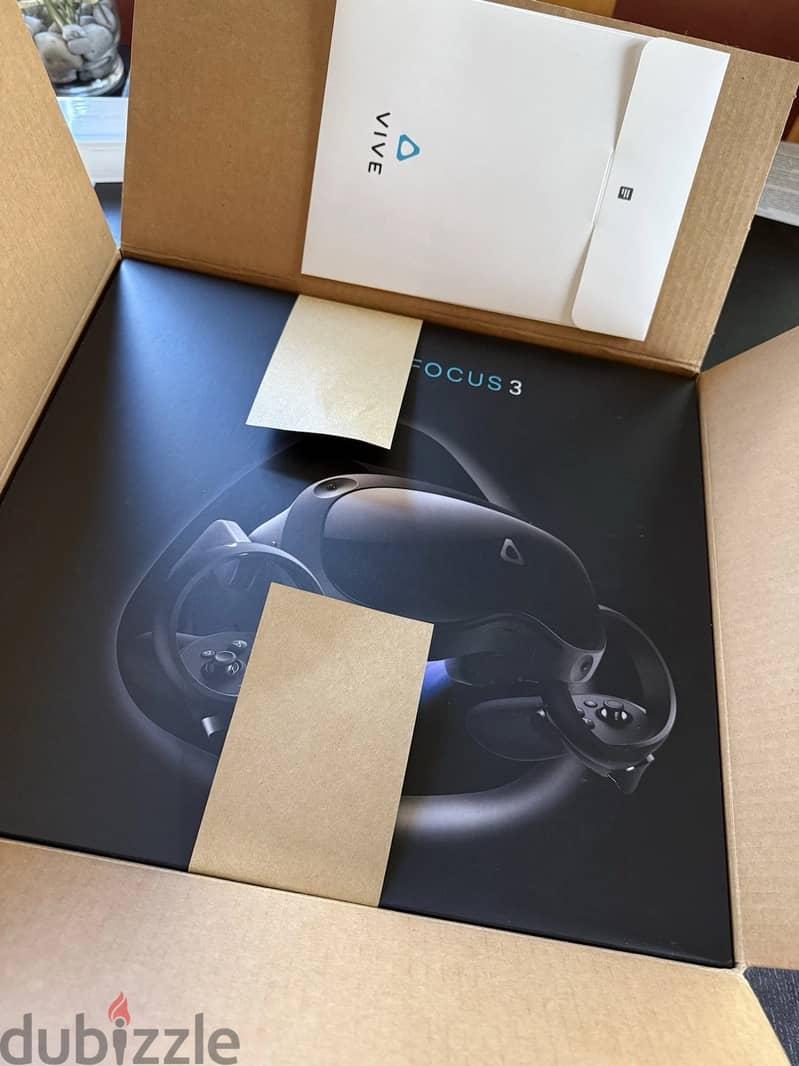 HTC Vive Focus 3 Virtual Reality Headset 1