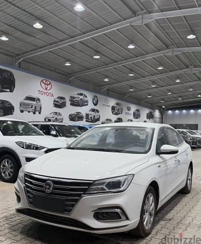 ام جي 5 2025 استاندر اصفار
