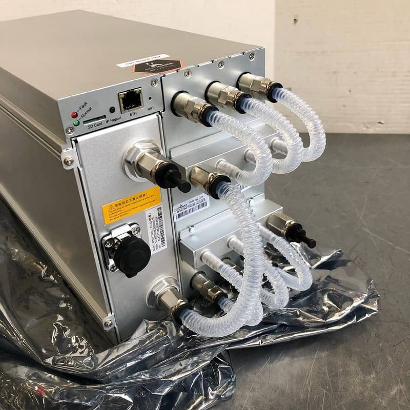 Bitmain Antminer S21 XP Hyd 473Th/s 5676W BTC 3 Phase 380~415V | Endle 3