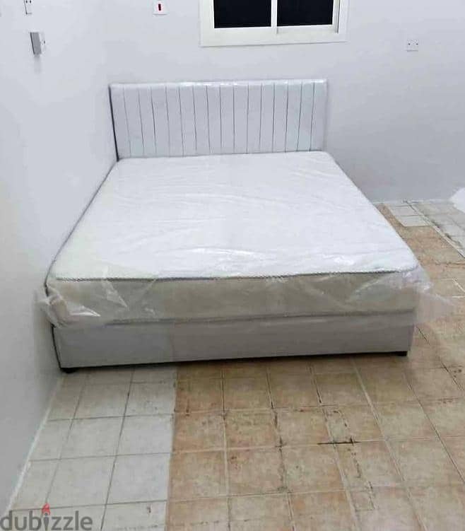 Queen size 150*200 cm bed with mattress at best price. COD 5