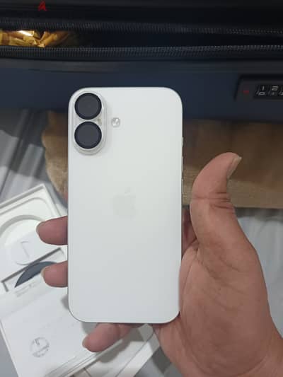 iPhone 16 new with bill box