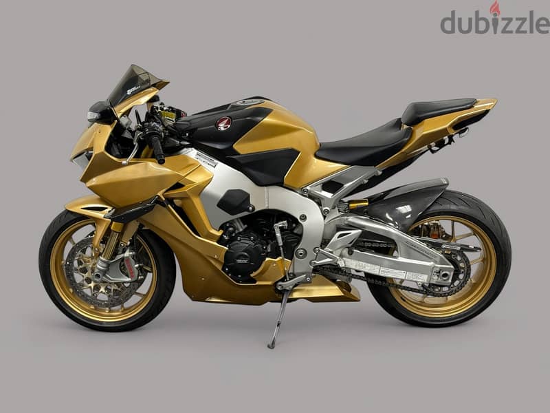 2018 Honda CBR1000RR (971589430760) 1