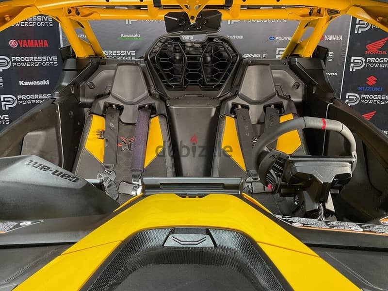 2024 Can-Am Maverick R X RS Carbon Black & Neo Yellow 1