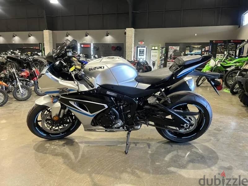 2024 SUZUKI GSXR1000 3