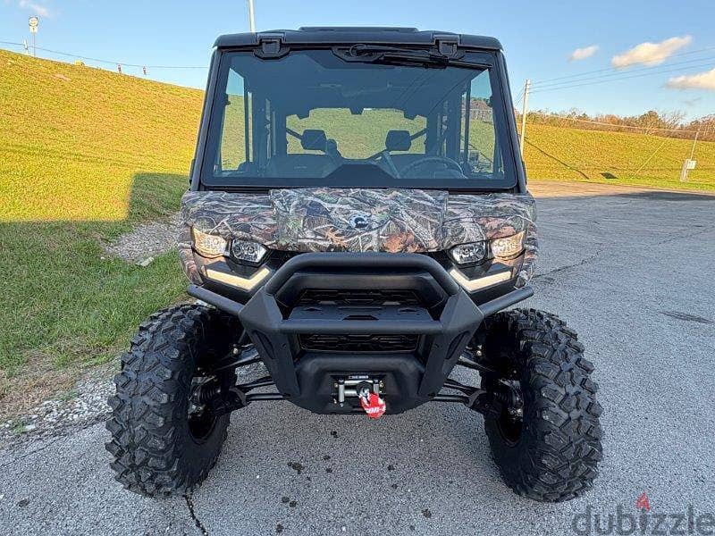 2025 Can-Am Defender MAX Limited Cab HD10 3