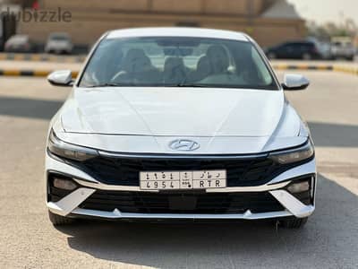 هيونداي إلينترا 2024