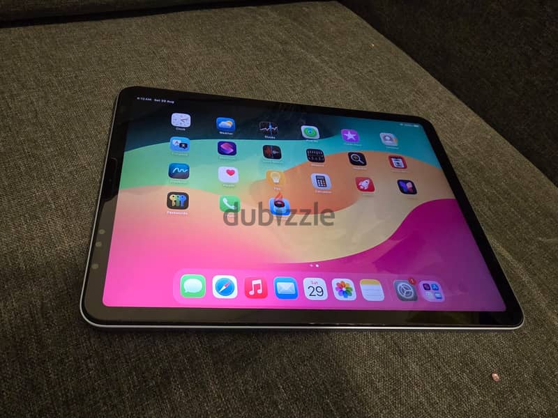 Apple iPad Air 4th Gen 256GB 1