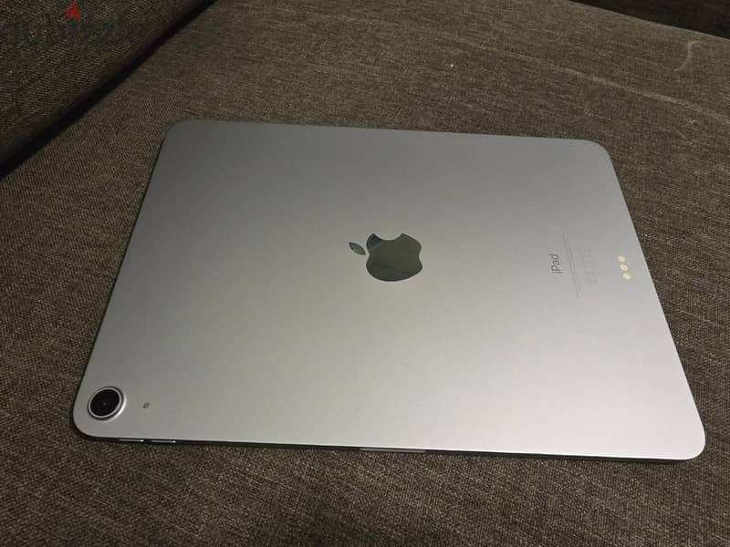 Apple iPad Air 4th Gen 256GB 3