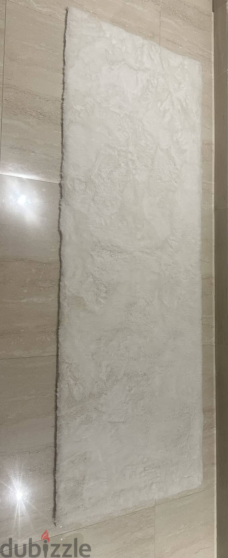 4 white carpets 180x60 cm 3
