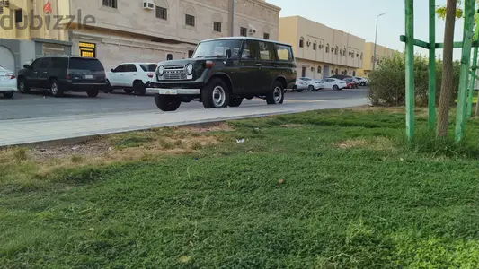 تويوتا لاند كروزر 1980